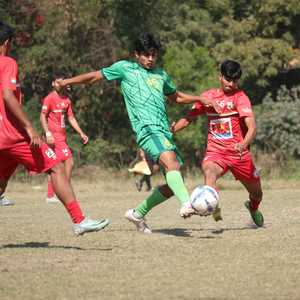 दिल्ली प्रीमियर लीग : सुदेवा पर गढ़वाल भारी, डीएफसी की बड़ी जीत
